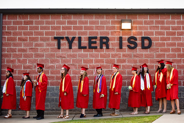 CPUR_060217_Robert_E_Lee_Graduation_008-M